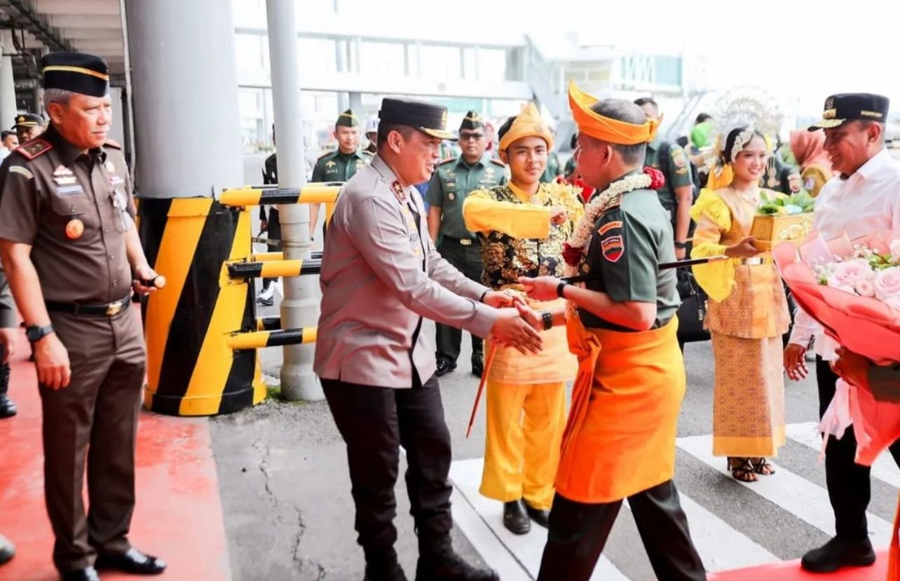 Edy rahmayadi sambut Pangdam Bukit Barisan, Foto Istimewa